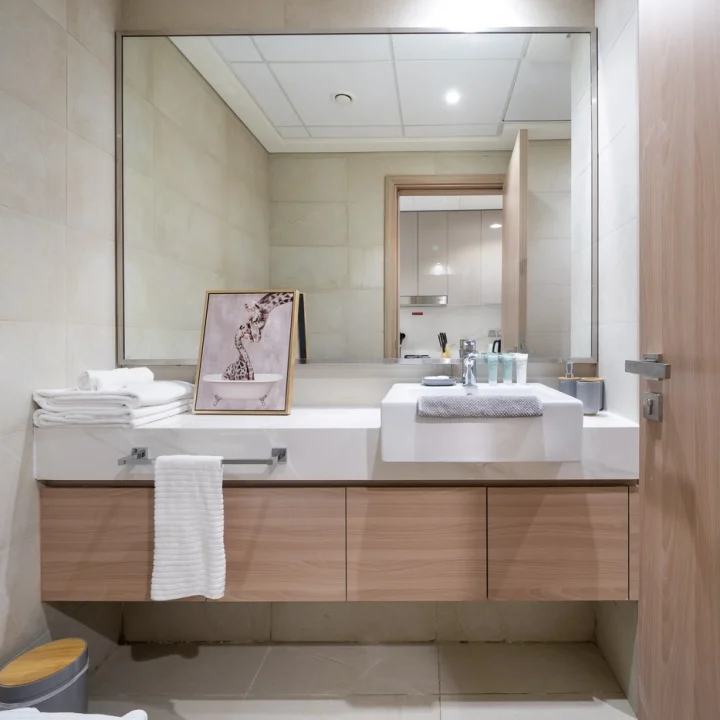 Azizi Riviera_Studio_Bathroom